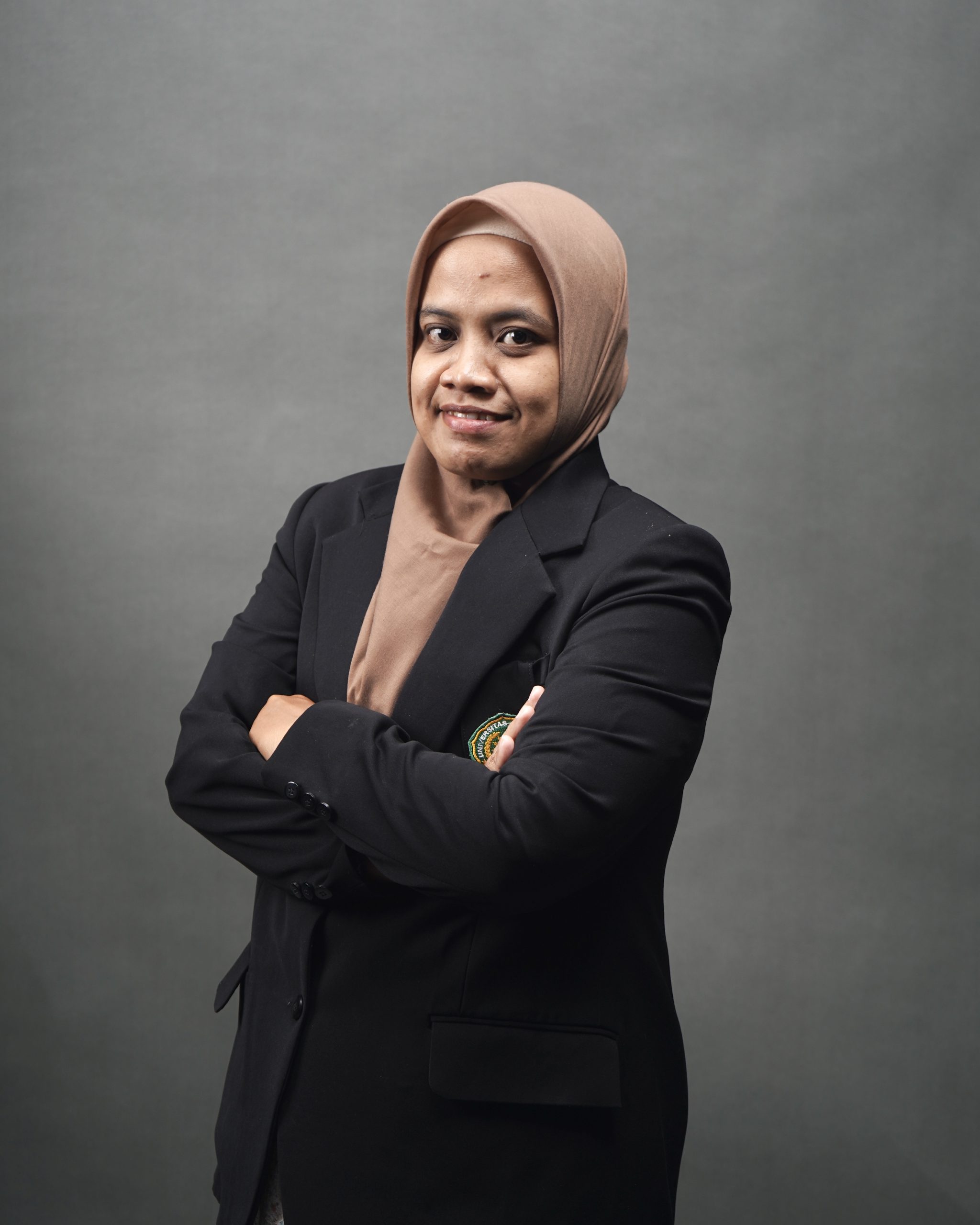 Kharisah Diniyah, S.ST., MMR