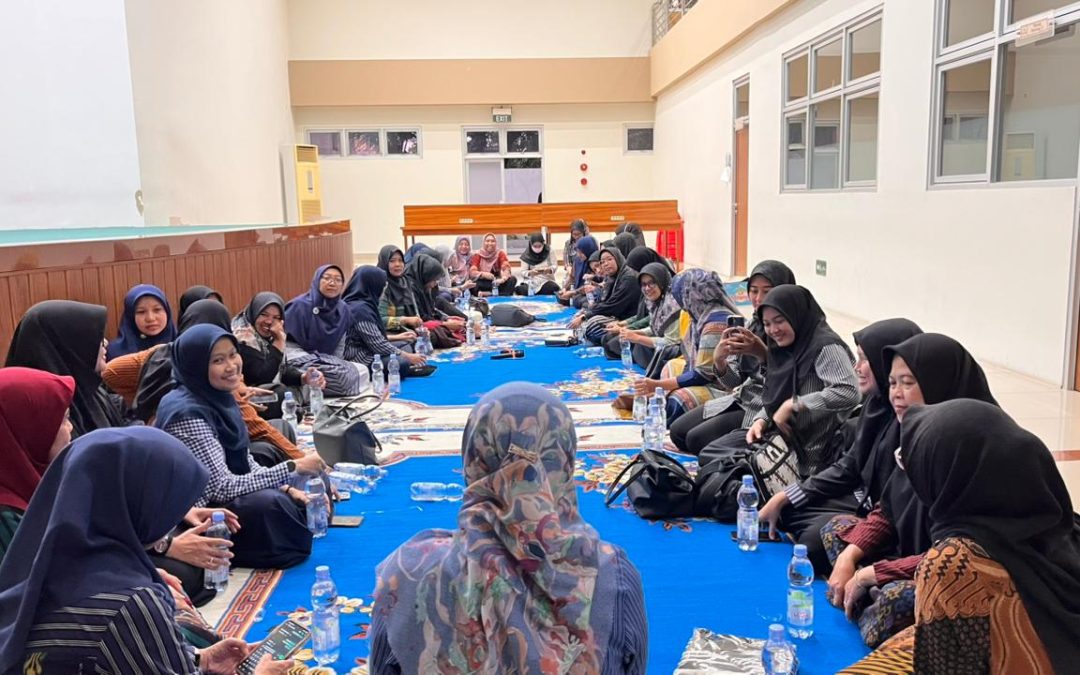 Kebersamaan Ramadhan: Keluarga Besar Kebidanan UNISA Yogyakarta Adakan Buka Bersama