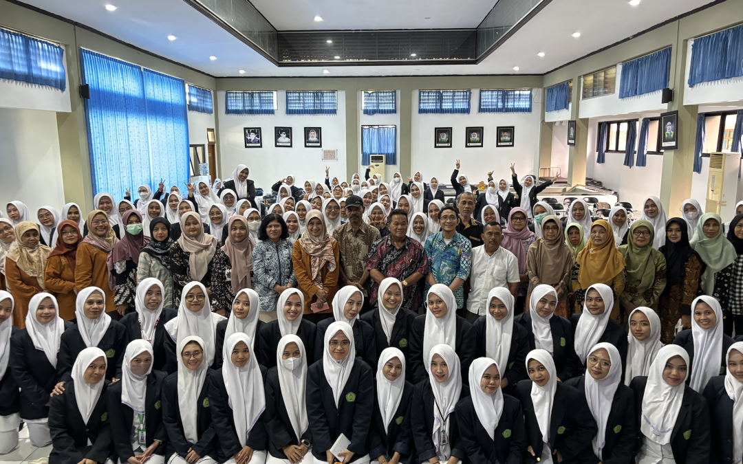 Mahasiswa Profesi Bidan Angkatan IX UNISA Yogyakarta Paparkan Hasil Pengkajian dan Pemaparan Program Kerja pada Musyawarah Masyarakat Desa (MMD) II di Kelurahan Notoprajan